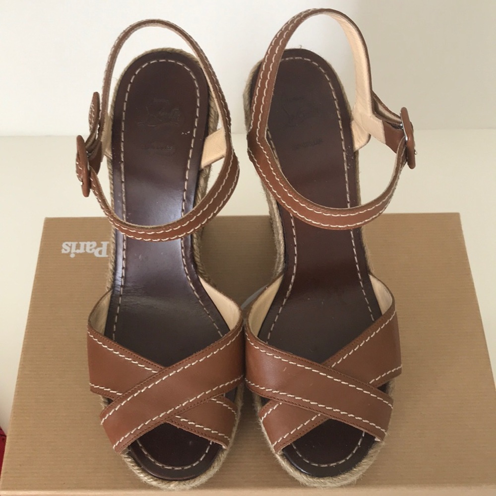 Christian Louboutin Brown wedges
